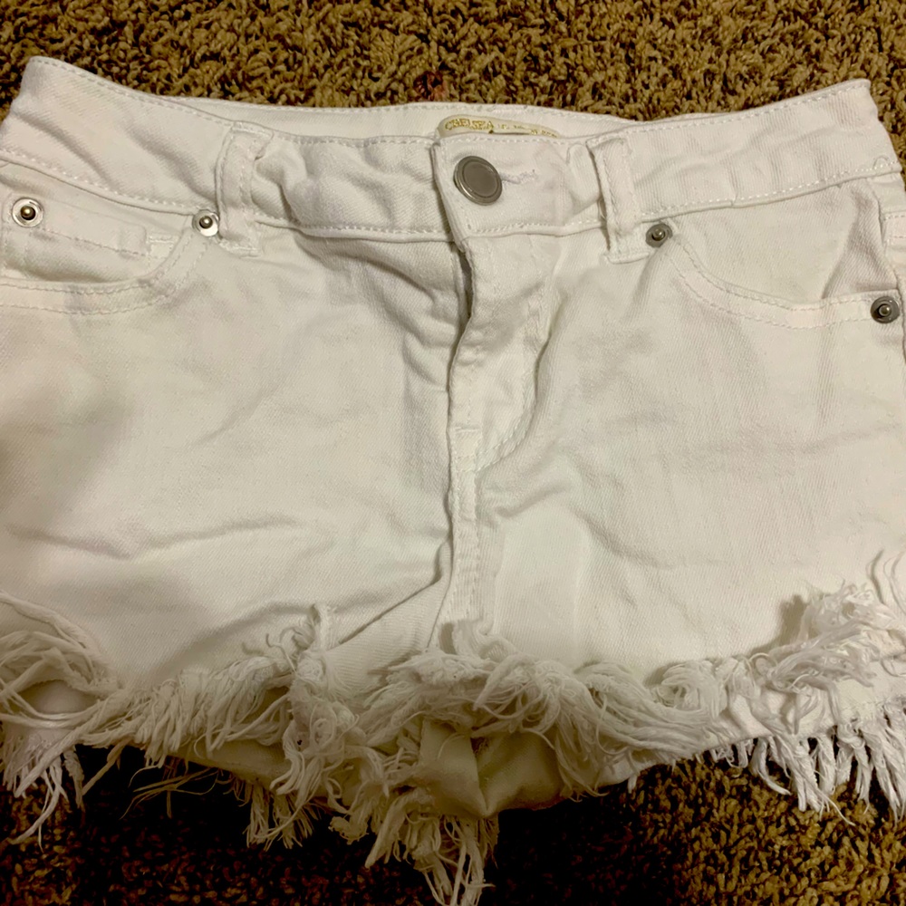 Girls size 10 white shorts Chelsea and Violet
